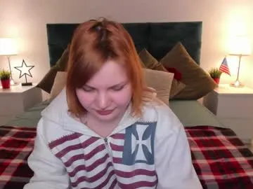 babyyulli model from cb