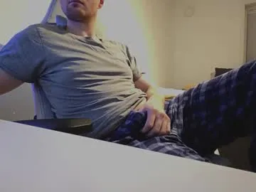 bottomtsinner on Chaturbate 
