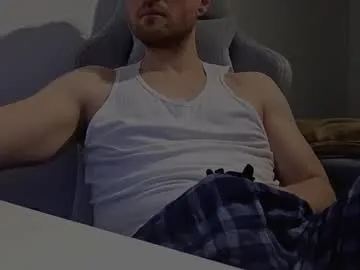 bottomtsinner on Chaturbate 