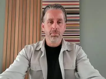 enzoenzo7 model from Chaturbate