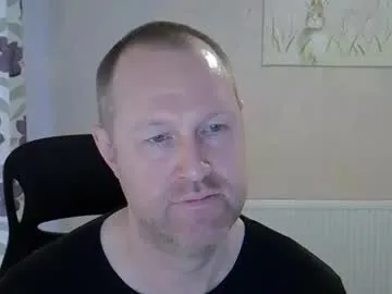 fuck_buddy_uk model from cb