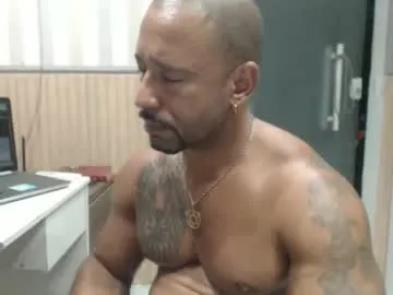 hebertgomes on Chaturbate 