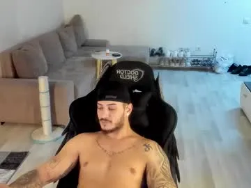 jonnyporn1 on Chaturbate 