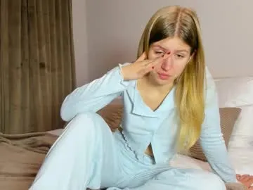 kirraa_ on Chaturbate 