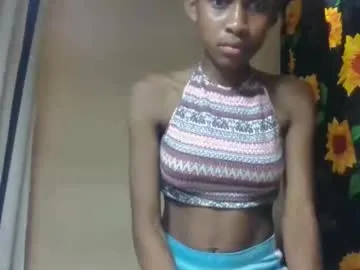 littleyanah on Chaturbate 