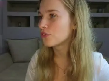 lynntiny on Chaturbate 