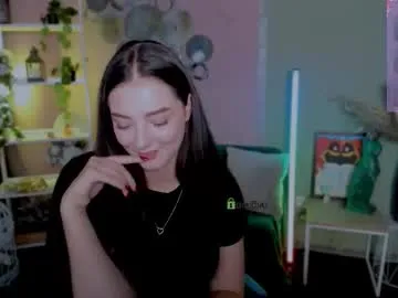 miki_nikki on Chaturbate 