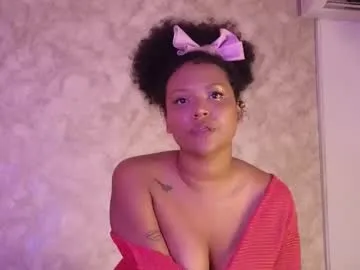 natalia_curlyx on Chaturbate 