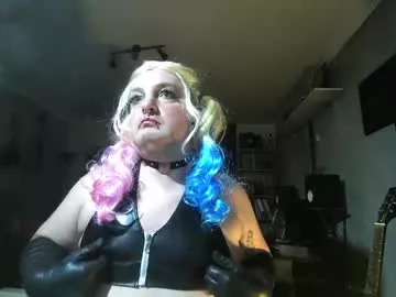 sissylovedoll on Chaturbate 