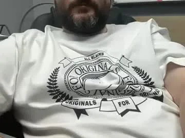 uncutdude321 on Chaturbate 