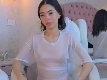 viiolet_whitee on Chaturbate 