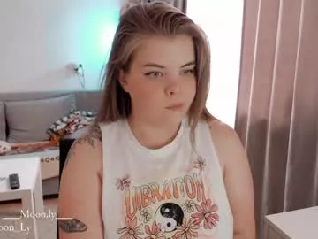 yumm_lolly on Chaturbate 