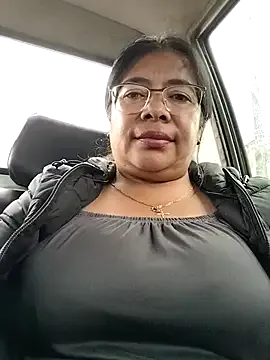 __valentina18 on StripChat 