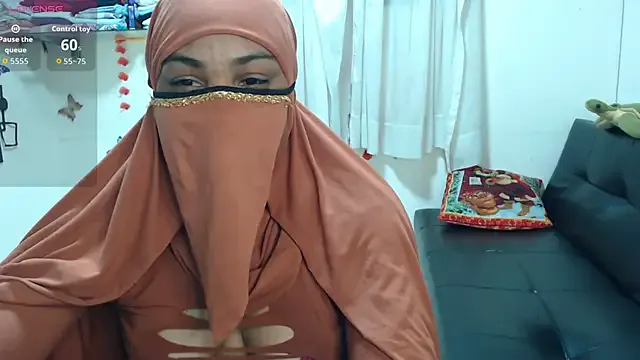 Aaliyah_brown on StripChat 