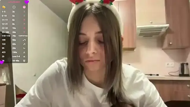 AidaGloshen on StripChat 