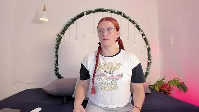 AllisonRoberts_ on StripChat 