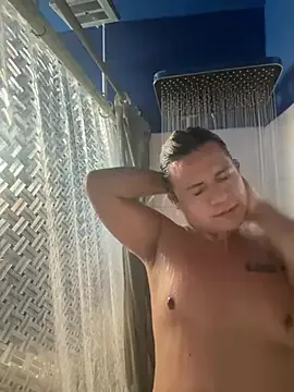 allissonw13 on StripChat 