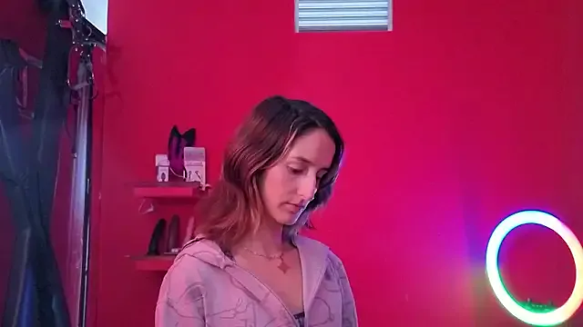 Ambar_Roux_ on StripChat 