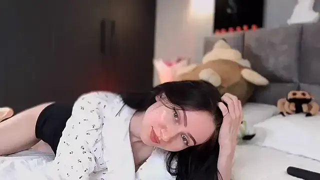 AnaMoonlight on StripChat 