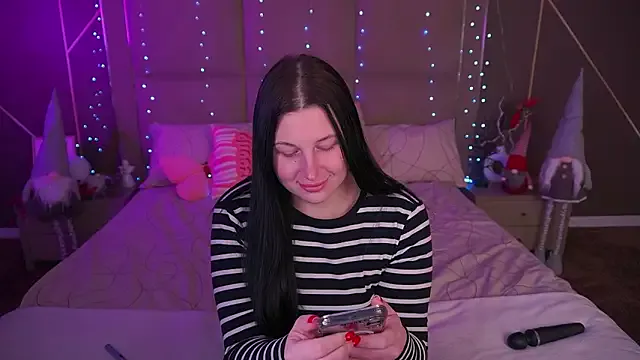 ArianaDarkk on StripChat 