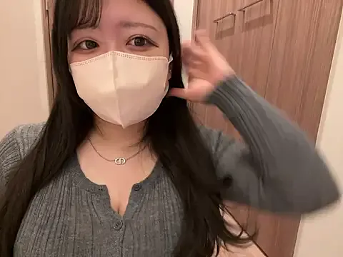 Atashi_Hcup on StripChat 