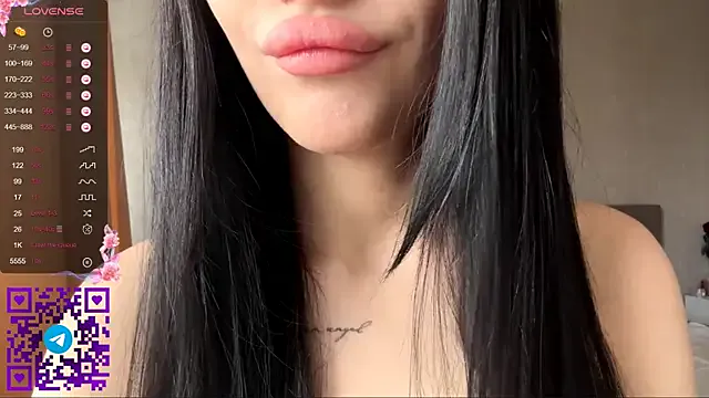 AuraJefcoat on StripChat 