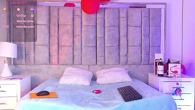 Ayla_Han on StripChat 