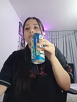 Bella-Gema on StripChat 