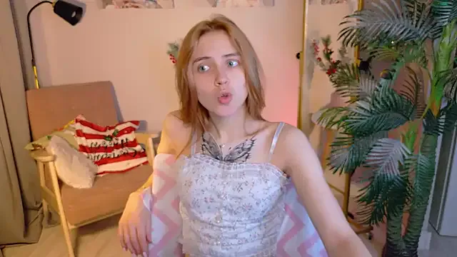 Bella_xBaby on StripChat 