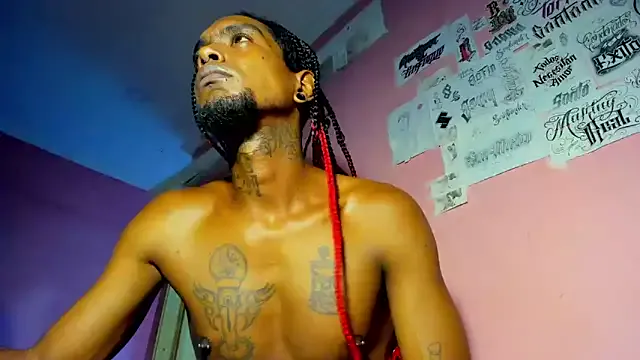 bigblackhotx1 on StripChat 