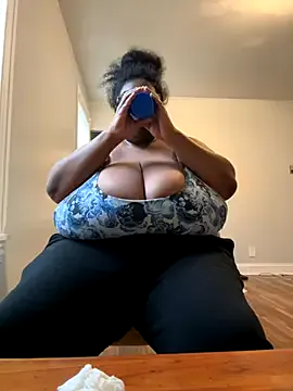 bunbun420247 on StripChat 