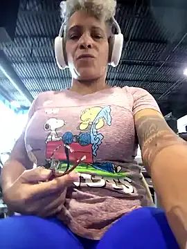 CeceilaMoon on StripChat 