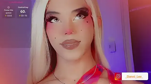 DanniLee_ on StripChat 