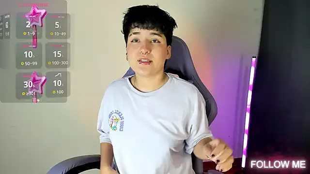 emma_cute7 on StripChat 