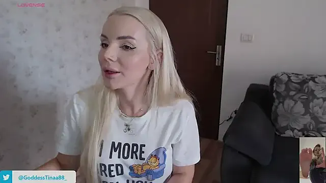 Goddess_Tina on StripChat 