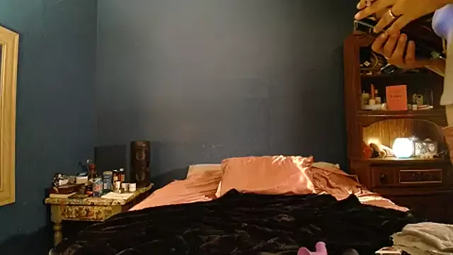 goddessdelphia on StripChat 