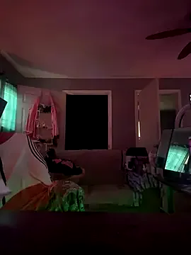 goddessmissmia on StripChat 