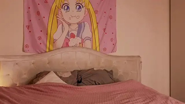 HanaMitsuri on StripChat 