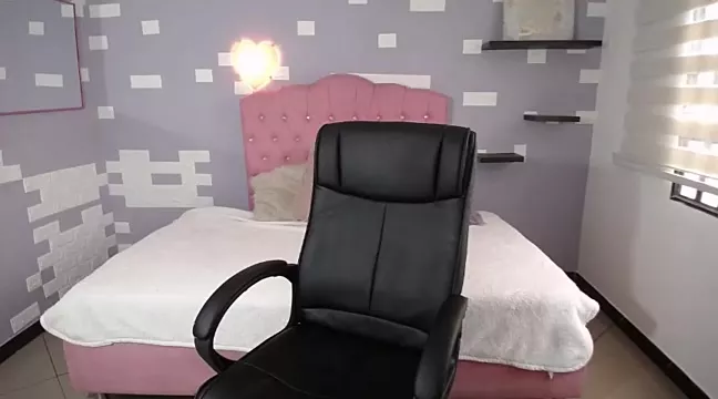 Hannagarces on StripChat 