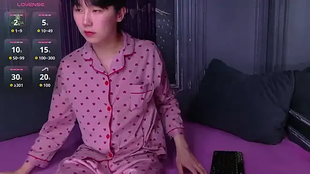 HeejinWang on StripChat 