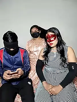 Heena-143 on StripChat 