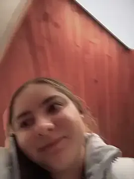 imlindapink on StripChat 