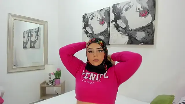 Inaya_Khalifa