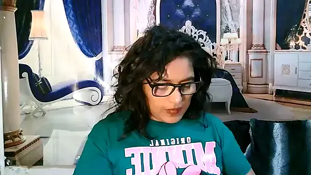 IndiaBlackPanther on StripChat 