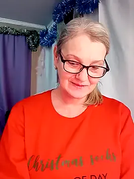 irinamaux on StripChat 