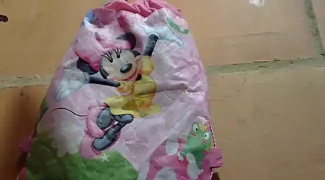 isis_milove on StripChat 