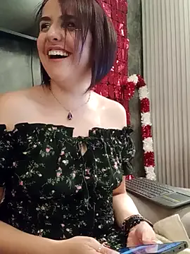 IsisBlake on StripChat 