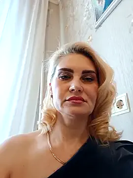 JennyOMay on StripChat 