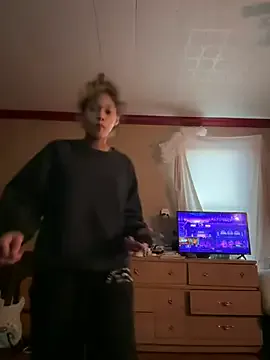 jojosbizarrelyf on StripChat 