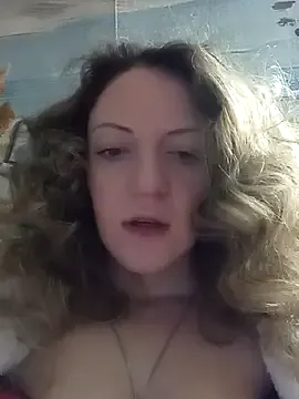 KattyLuuu on StripChat 